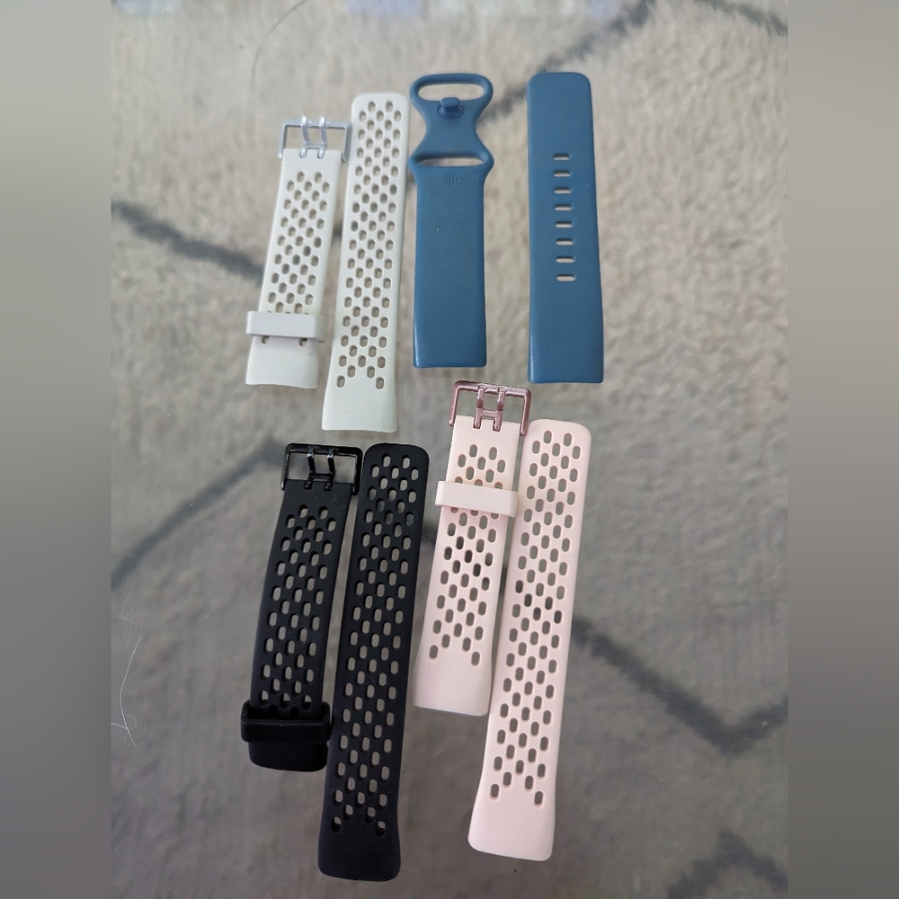Fitbit Charge 5 replacement straps bands